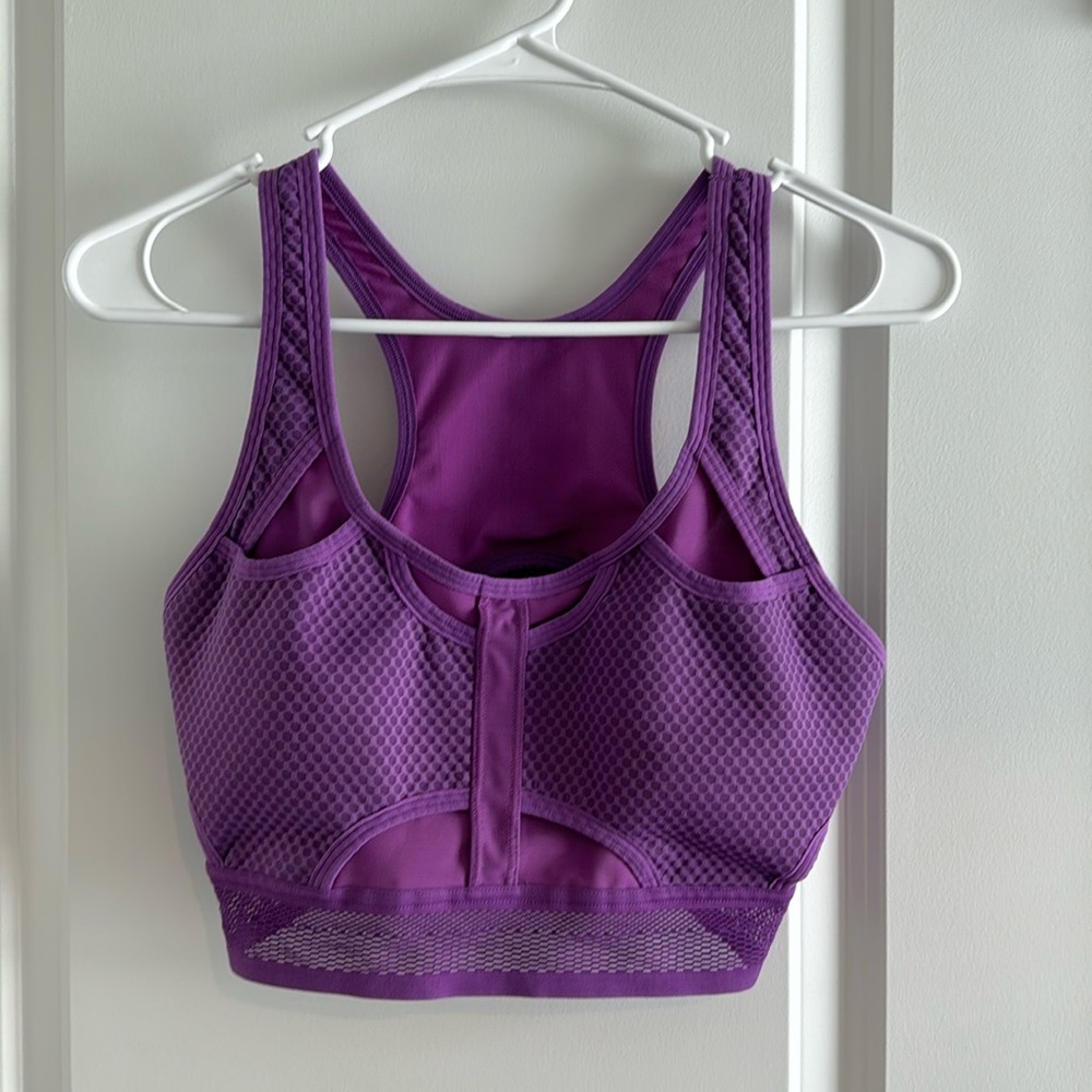 Nike sport bra size Large